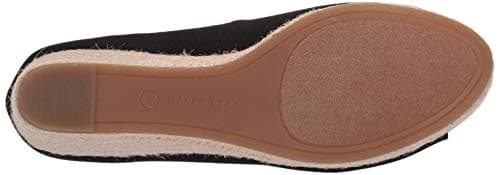 Bandolino Women's Nuri Wedge Sandal - Stylish Comfort Flip Flop